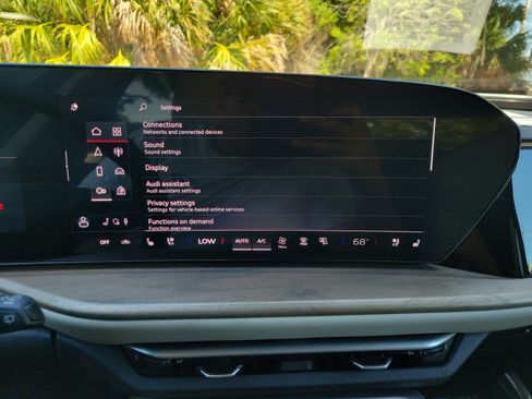 Certified 2025 Audi Q5 Premium w/ Premium Plus AWD/4WD image 26
