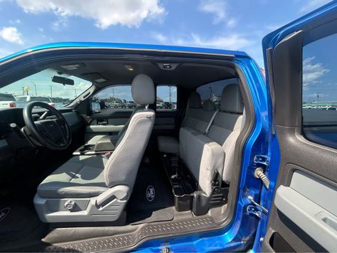 Used 2014 Ford F150 STX w/ Equipment Group 201A Mid AWD/4WD image 3