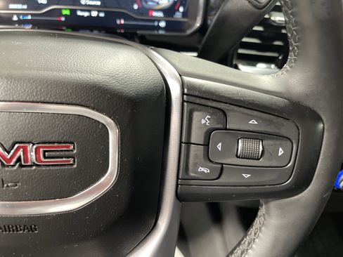 Used 2023 GMC Sierra 1500 SLE image 19