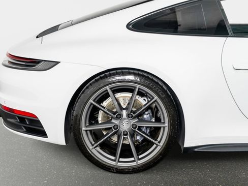 Used 2023 Porsche 911 Carrera T RWD image 8