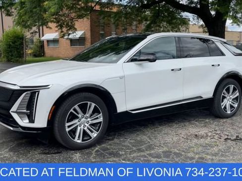 Used 2024 Cadillac Lyriq Tech w/ Driver Assist Package AWD/4WD image 4