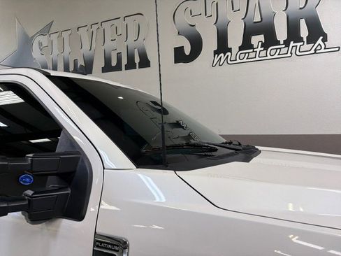 Used 2019 Ford F250 Platinum w/ Platinum Ultimate Package image 45