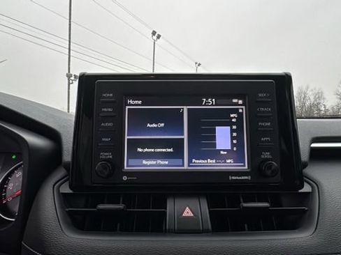 Used 2021 Toyota RAV4 XLE w/ Convenience Package image 20