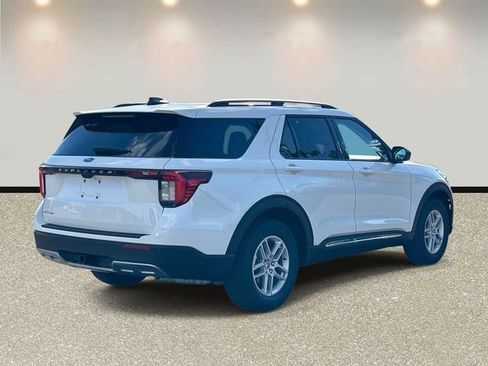 New 2025 Ford Explorer Active w/ Active Comfort Package image 5