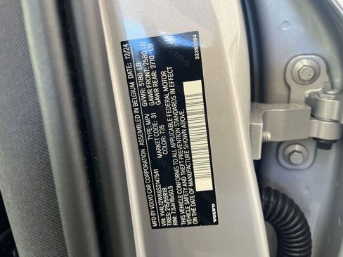 Used 2025 Volvo V60 B5 Cross Country Plus image 29