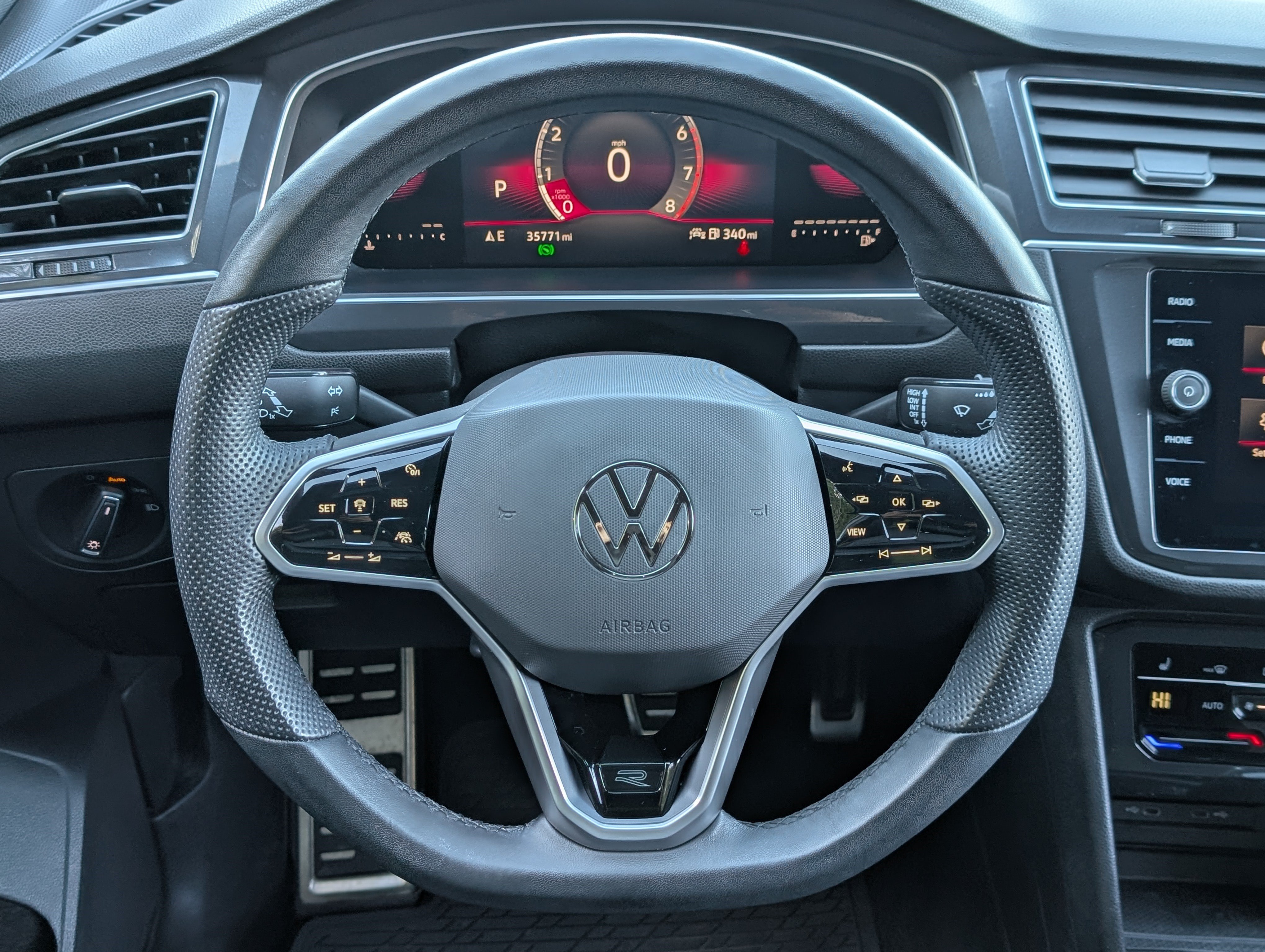 Used 2023 Volkswagen Tiguan SE R-Line FWD image 25