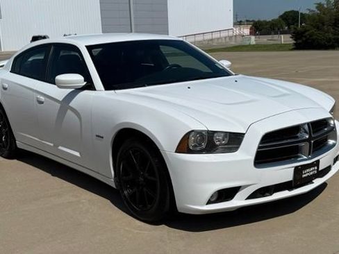 Used 2014 Dodge Charger R/T RWD image 7
