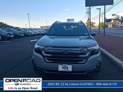 Used 2026 Subaru Forester Premium AWD/4WD image 2