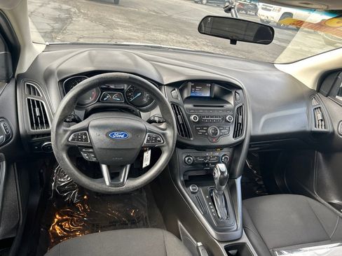 Used 2016 Ford Focus SE image 13