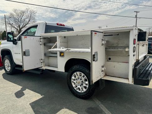 Used 2022 Chevrolet Silverado 3500 LT w/ Convenience Package image 23