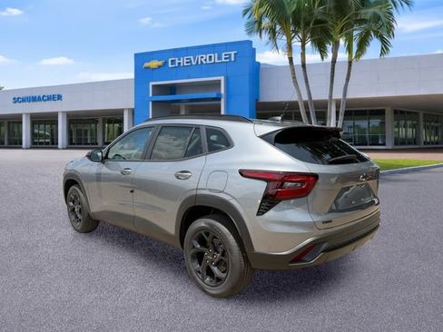 New 2026 Chevrolet Trax LT w/ Driver Confidence Package FWD image 5