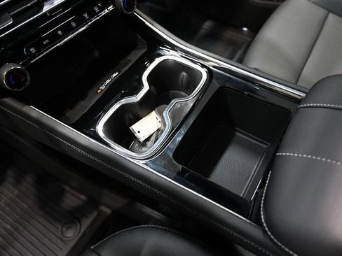 New 2026 Chevrolet Traverse LT w/ Sun and Wheel Package image 19