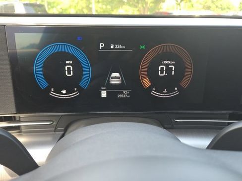 Used 2025 Hyundai Kona SEL AWD/4WD image 18