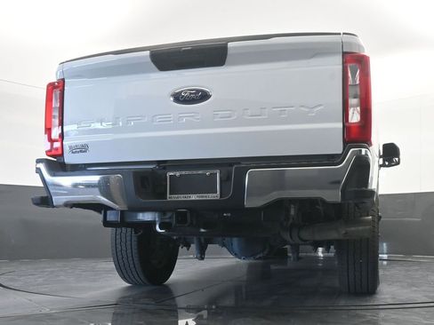 Used 2025 Ford F250 XLT image 64
