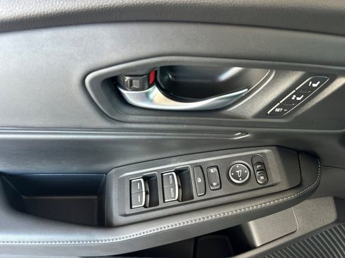 Used 2024 Honda Accord Sport image 8