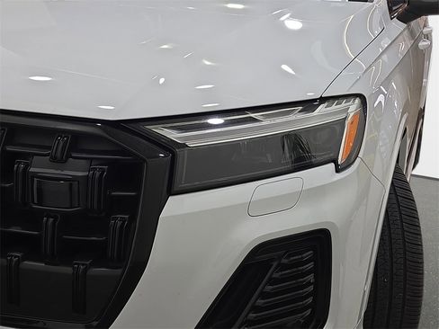 Certified 2025 Audi Q7 2.0T Premium Plus w/ Premium Plus Package image 32