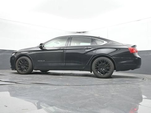 Used 2015 Chevrolet Impala LT FWD image 28