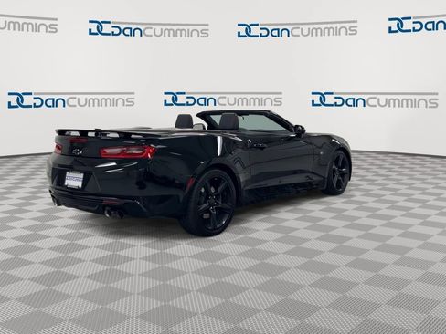 Used 2018 Chevrolet Camaro SS RWD image 8