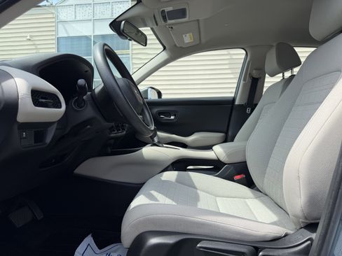 Used 2023 Honda HR-V LX image 11