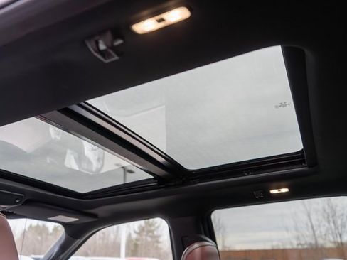 Used 2019 Ford F150 Platinum w/ Technology Package image 9