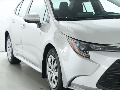 Certified 2024 Toyota Corolla LE FWD image 8