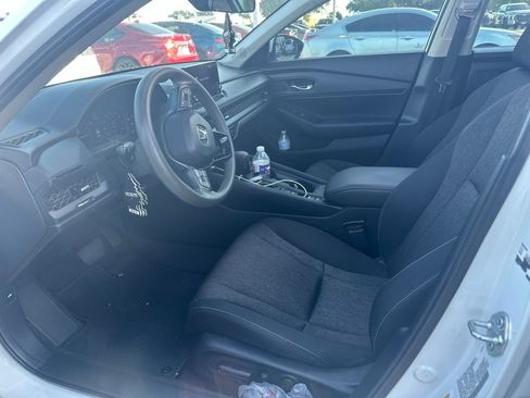 Used 2024 Honda Accord EX image 4