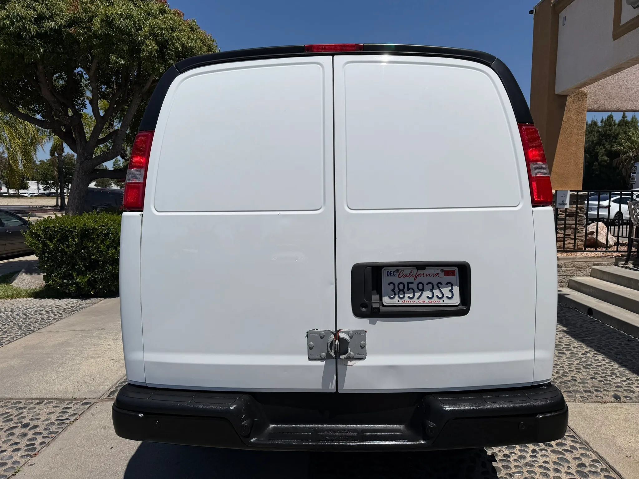 Used 2023 GMC Savana 2500 Extended w/ Driver Convenience Package RWD image 6