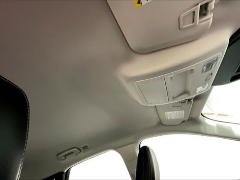 Used 2021 Ford Escape SEL image 22