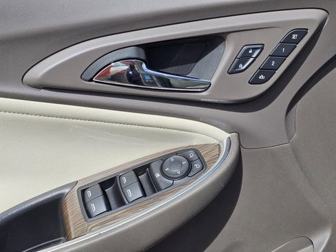 Used 2024 Chevrolet Malibu LT image 14