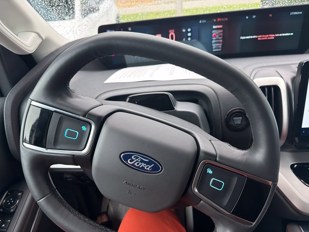 Certified 2025 Ford Expedition Active AWD/4WD image 15