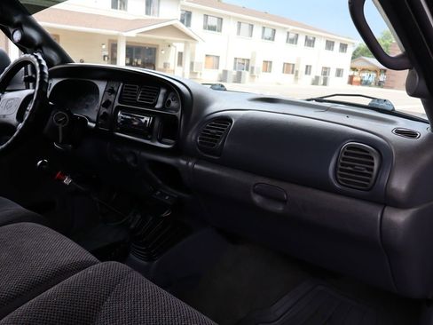 Used 1999 Dodge Ram 2500 Truck 4x4 Quad Cab image 17