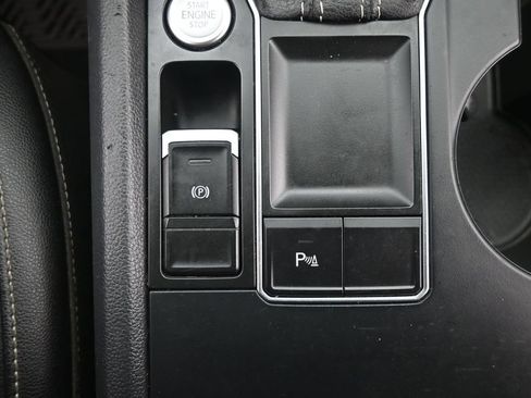 Used 2021 Volkswagen Atlas SE FWD image 26