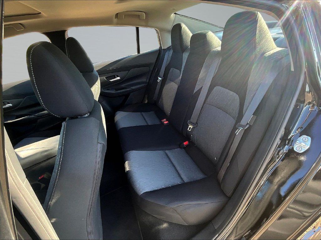 Used 2026 Nissan Sentra SV w/ SV Convenience Package FWD image 27