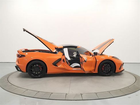 Used 2024 Chevrolet Corvette Stingray w/ Z51 Performance Package image 15