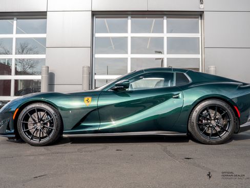 Certified 2022 Ferrari 812 GTS image 4