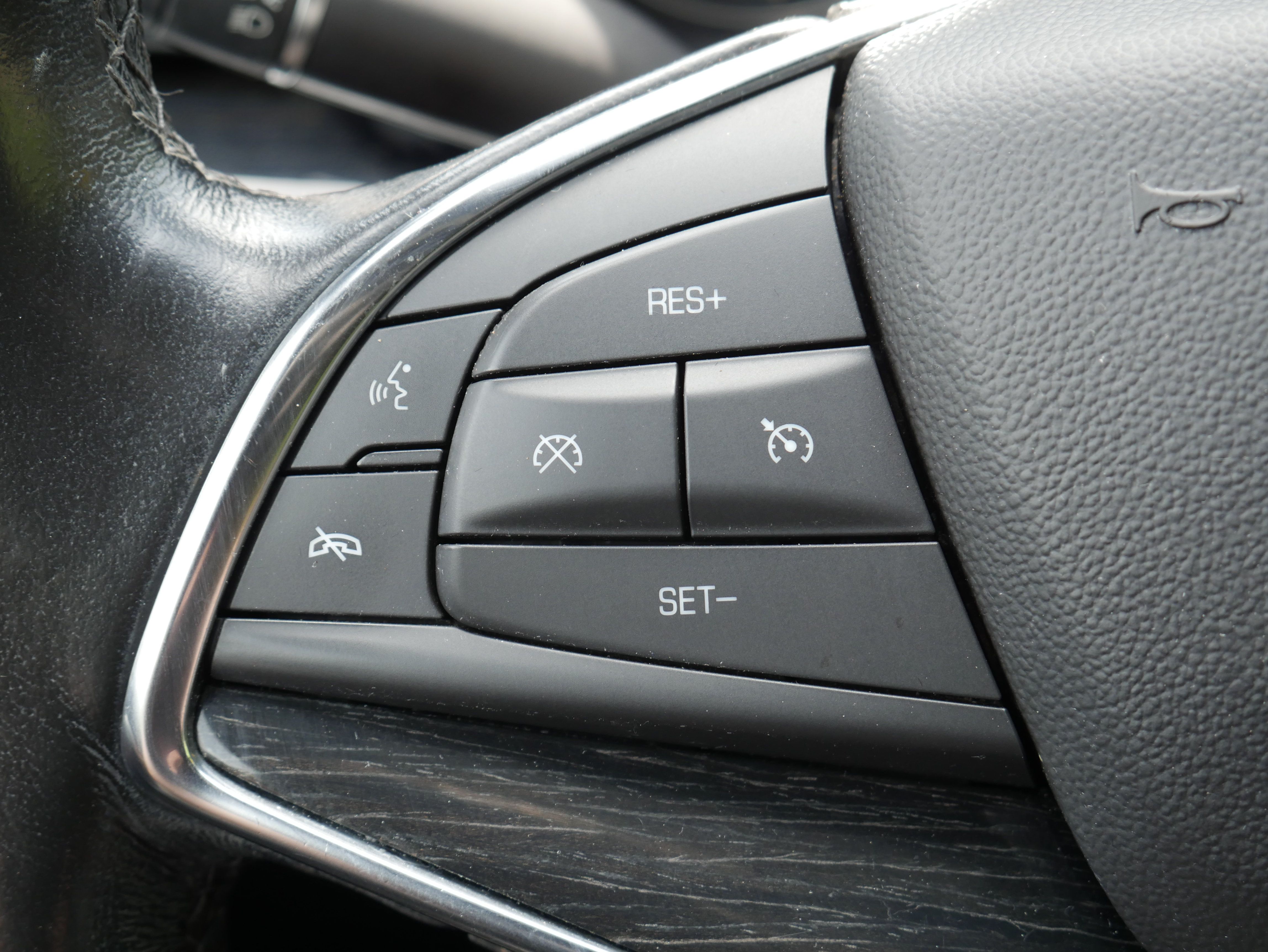Used 2020 Cadillac XT5 Premium Luxury AWD/4WD image 25