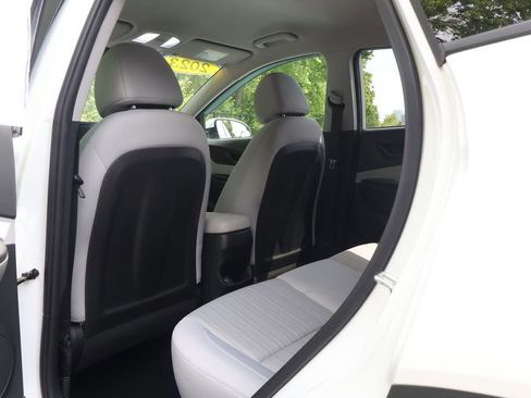Used 2023 Hyundai Kona SEL AWD/4WD image 41