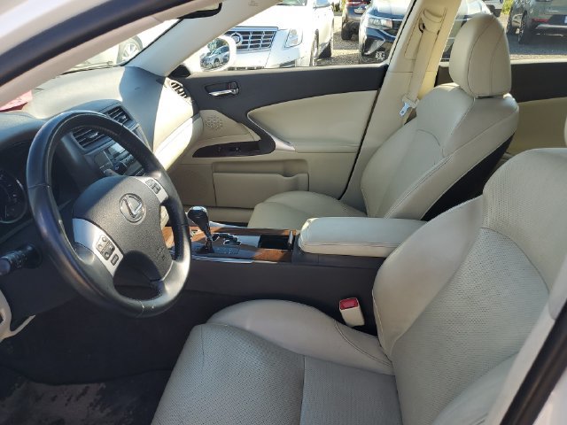 Used 2013 Lexus IS 250 w/ Premium Pkg Value Edition RWD image 10