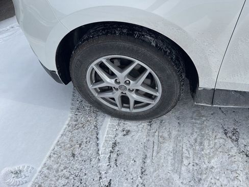 Used 2024 Ford Edge SEL image 10