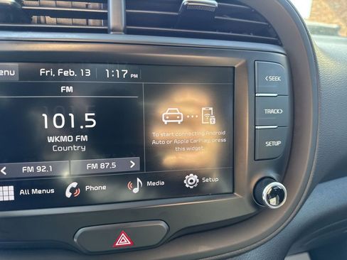 Used 2022 Kia Soul LX w/ Technology Package image 18