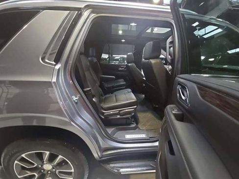 Used 2022 Chevrolet Tahoe LT w/ Luxury Package image 11