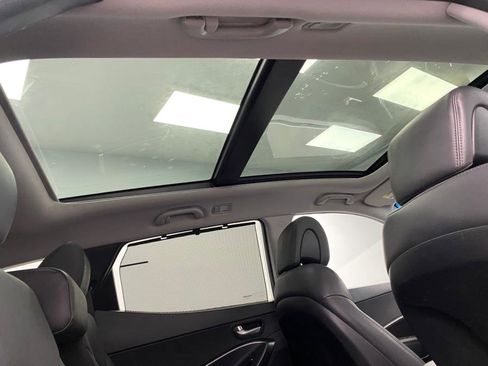 Used 2017 Hyundai Santa Fe Sport w/ 2.0T Ultimate Tech Package 05 image 39