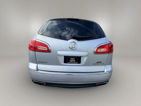 Used 2015 Buick Enclave Convenience FWD image 10