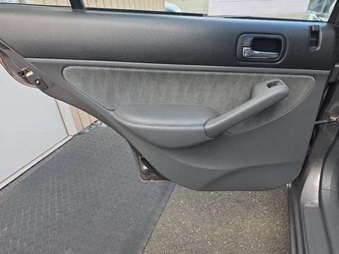 Used 2004 Honda Civic LX image 14