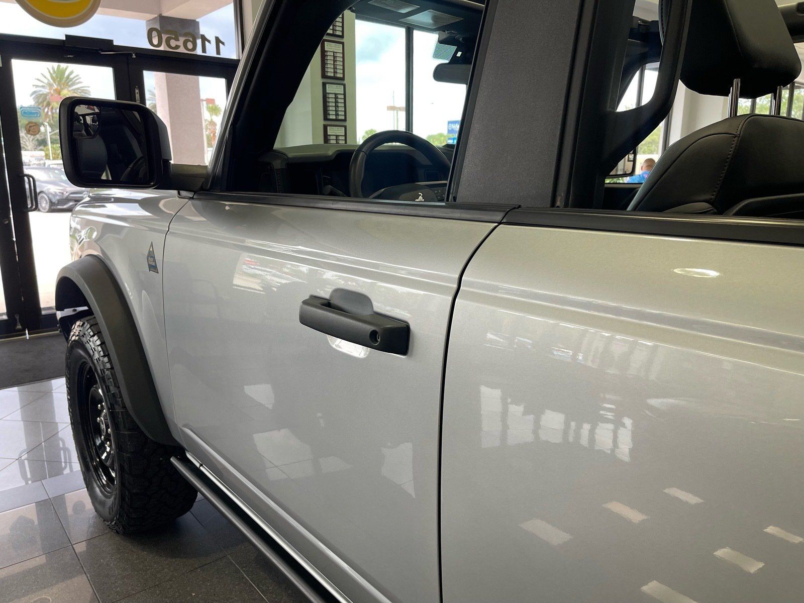 Used 2023 Ford Bronco Black Diamond AWD/4WD image 13