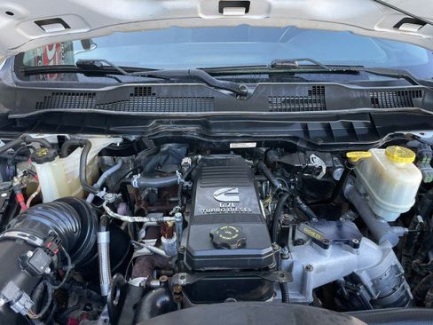 Used 2017 RAM 4500 Tradesman w/ Chrome Appearance Group image 17