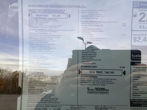 New 2025 Jeep Grand Cherokee Laredo X w/ Luxury Tech Group I image 12