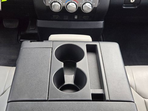 Used 2017 Toyota Tundra SR RWD image 19