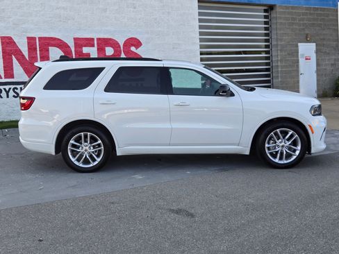 Used 2023 Dodge Durango GT RWD image 8