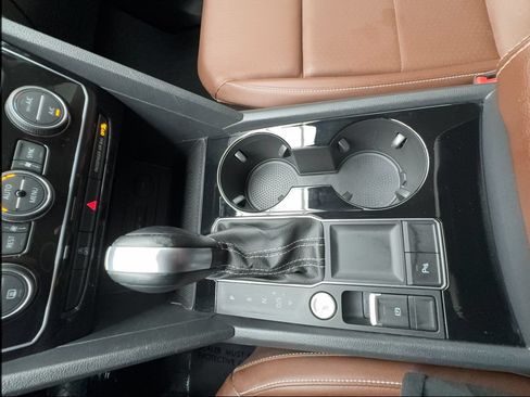 Used 2023 Volkswagen Atlas SE FWD image 47